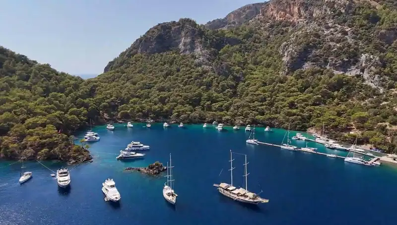 Göcek Koylarında Yeni Müze Yasakları: Müziksiz Yazlar mı Geliyor?
