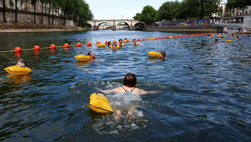 Paris'in Kalbinde Tarihi Değişim: Seine Nehri Artık Halka Açık!