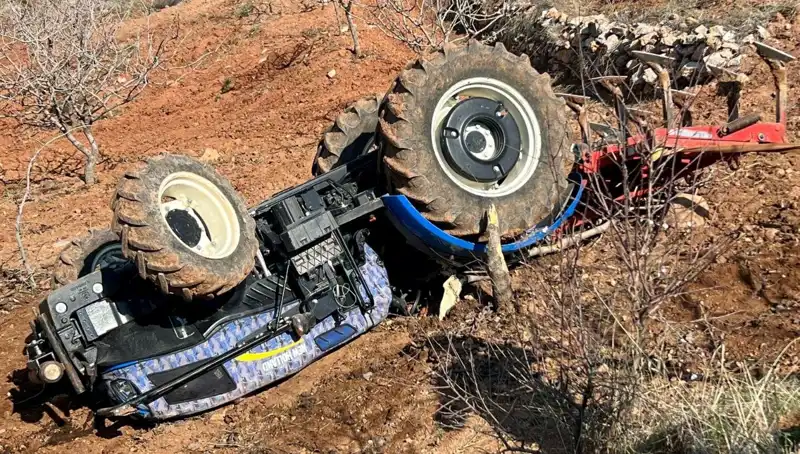 Siirt’te Trajik Bir Kaza: Devrilen Traktör Sürücüsünü Hayattan Kopardı