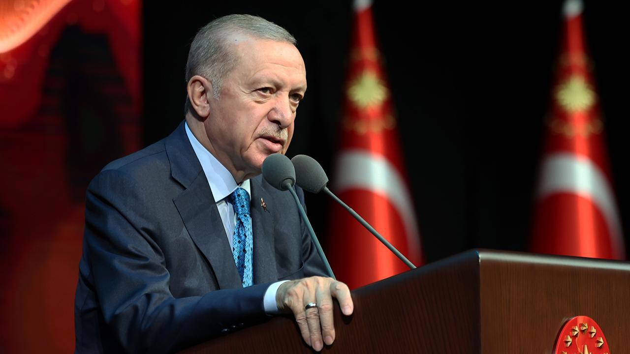 Cumhurbaşkanı Erdoğan, Mehmet Akif Ersoy'u Vefatının 88'nci Yılında Anıldı