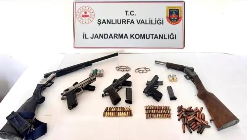 Şanlıurfa’da Ruhsatsız Silah Operasyonu: 5 Tutuklama ve Gizli Ağ Ortaya Çıktı