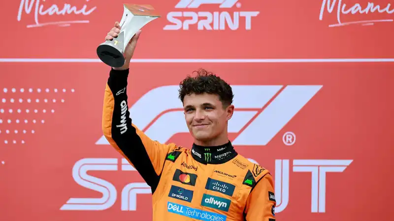 Lando Norris, Formula 1’İ Yeni Şampiyonu Olmayı Başardı!