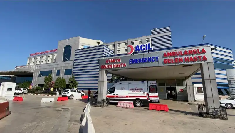 Tavuktan Zehirlenen 225 İşçi Hastanelik Oldu, Taburcu Edildi