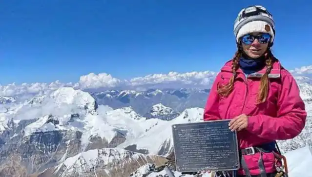 7 Bin Metrede Kırık Bacakla Kaybolan Rus Dağcı: Kurtarma Çabaları Devam Ediyor