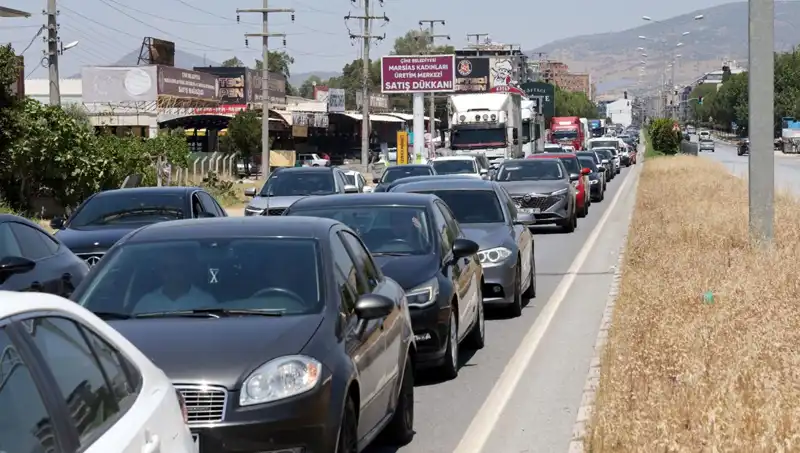 Aydın’dan Muğla’ya Yolculuk: 60 Kilometrelik Araç Kuyruğu Neden Bu Kadar Uzadı?