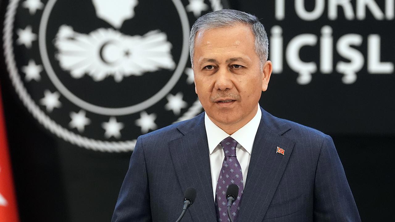Bakan Yerlikaya tarafından açıklama: 15 günde 25 bin Suriyeli ülkesine döndü