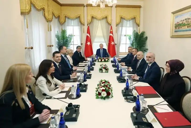 Cumhurbaşkanı Erdoğan, Balkan Ülkelerinin Dışişleri Bakanları ile Kapsamlı Görüşme Gerçekleştirdi