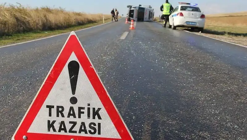 Niğde’de Zincirleme Kaza: 16 Kişi Yaralandı ve Trafik Kaosu Başladı