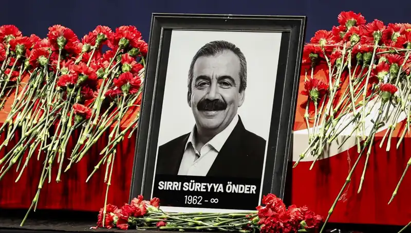 Meclis'te Sırrı Süreyya Önder Anması: Hatıralar ve İdealler Yeniden Canlandı