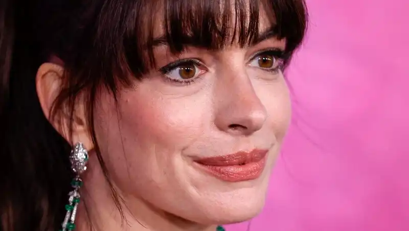 Hollywood'da Gözde Olmanın Bedeli: Ölü Deri Enjeksiyonları