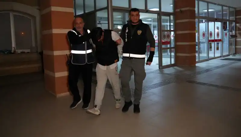 Kötü Koku Neden Oldu: Hamile Eşini Öldüren Koca Yakalandı