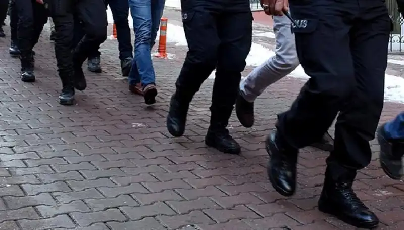 Muğla'da Uyuşturucu Operasyonu: 24 Kişi Tutuklandı, Suç Ağı Çözüldü