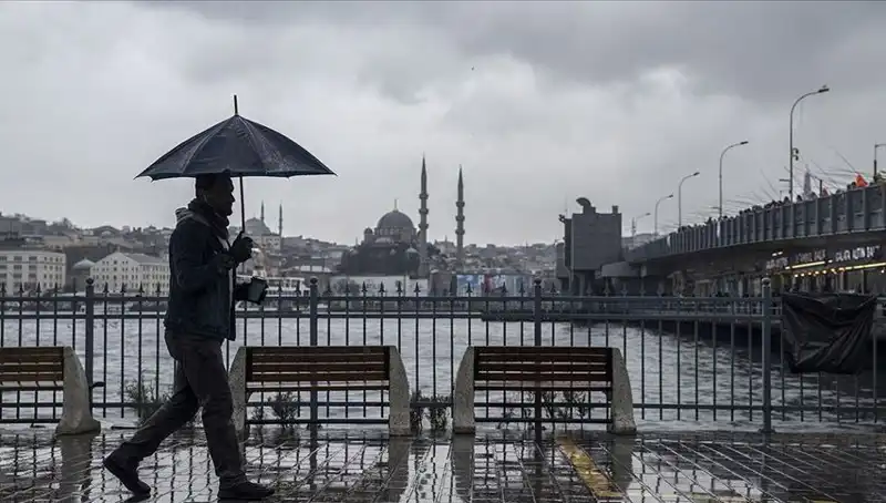 Bahar Havası Yerini Kışa Bırakıyor: İstanbul'un Hava Durumu Alarm Veriyor