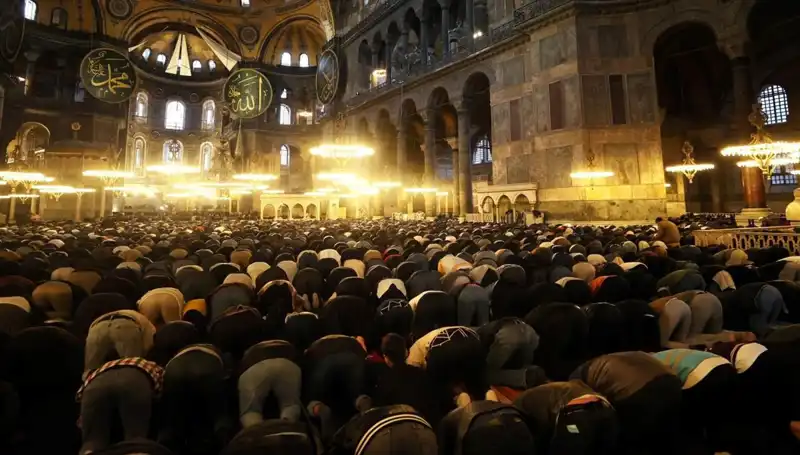 Ramazan Bayramı 2025 Ne Zaman? Tarihler ve Hazırlıklar