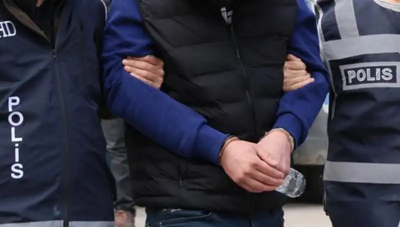 DAEŞ'in Türkiye'deki Ağlarına Büyükkapı: 4 İl ve 4 Gözaltı