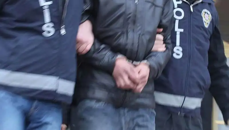 Konya'daki Dolandırıcılık Operasyonu: 13 Kişi Adalet Önüne Çıkarıldı