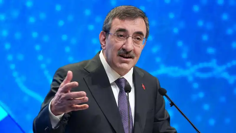 Cevdet Yılmaz'dan CHP Kurultayı Üzerine Dikkat Çeken Açıklama