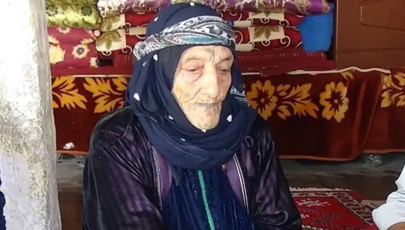 Türkiye’nin En Yaşlı Kadını 131 Yaşında Hayatını Kaybetti: Anılar ve Dönüm Noktaları