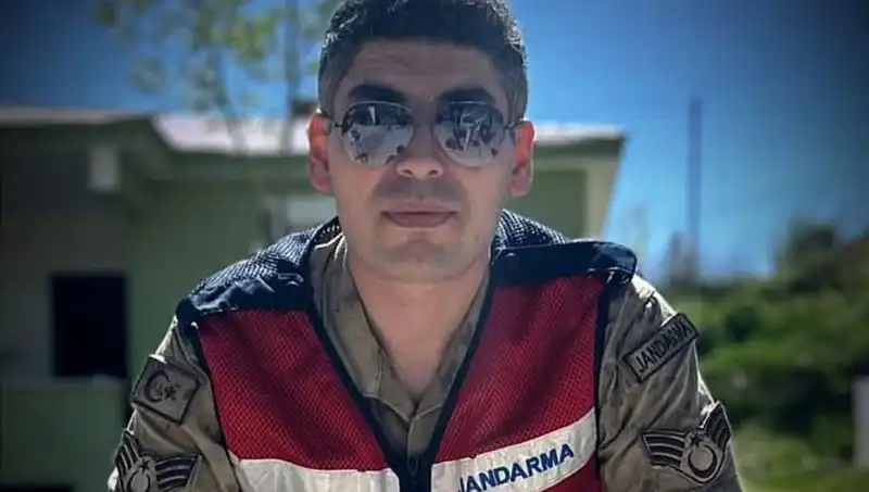 Kadir Astsubay Halı Saha Maçında Geçirdiği Rahatsızlık Sonrası Hayatını Kaybetti