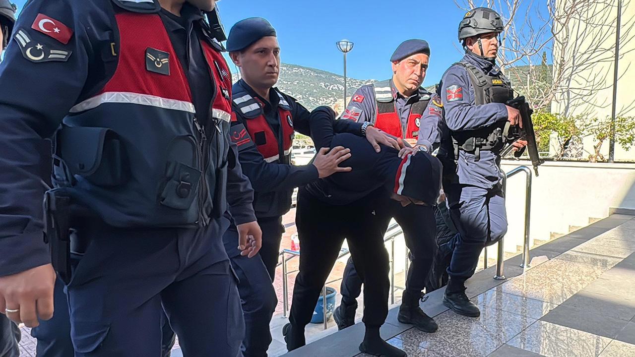 Interpol tarafından kırmızı bültenle aranan suçlu Bodrum'da yakalandı!