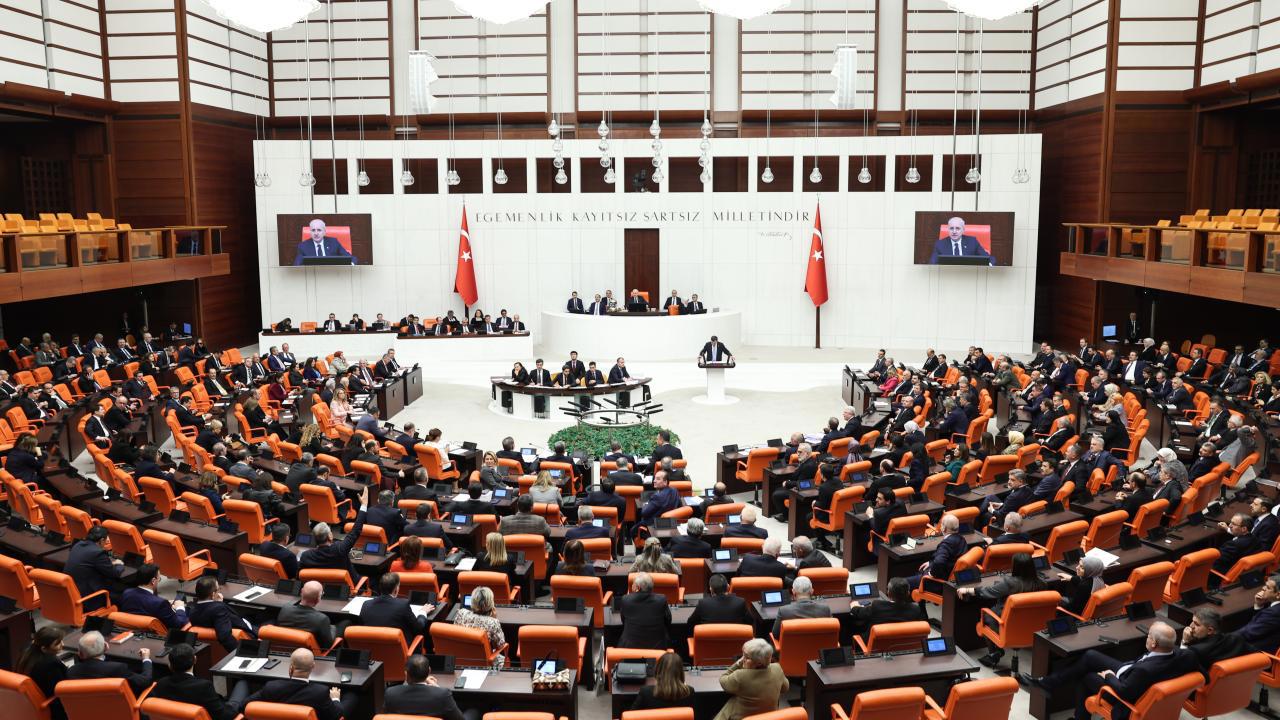 TBMM'de 2025 Yılında Gündem Belirleyen Konu: Yeni Anayasa