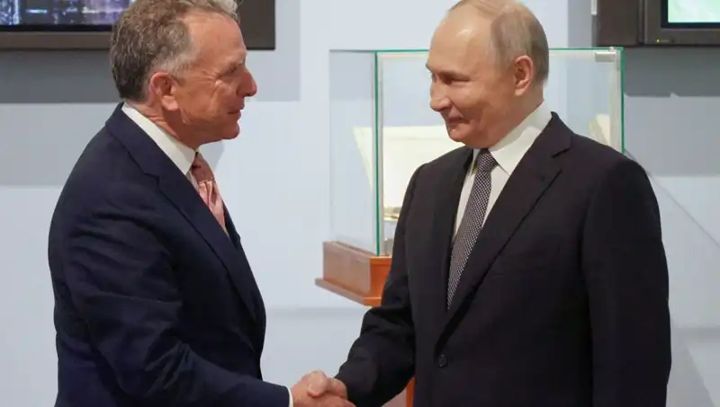 Putin ve Biden'dan Sıcak Temas: Moskova'da Tarihi Görüşme Gerçekleşti
