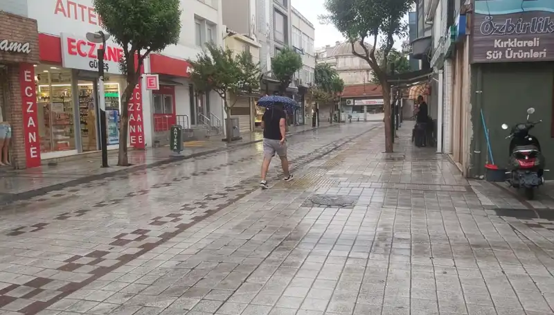 Kırklareli'de Etkili Sağanak Yağışları: Ülkenin İklim Değişikliği ile Sınavı