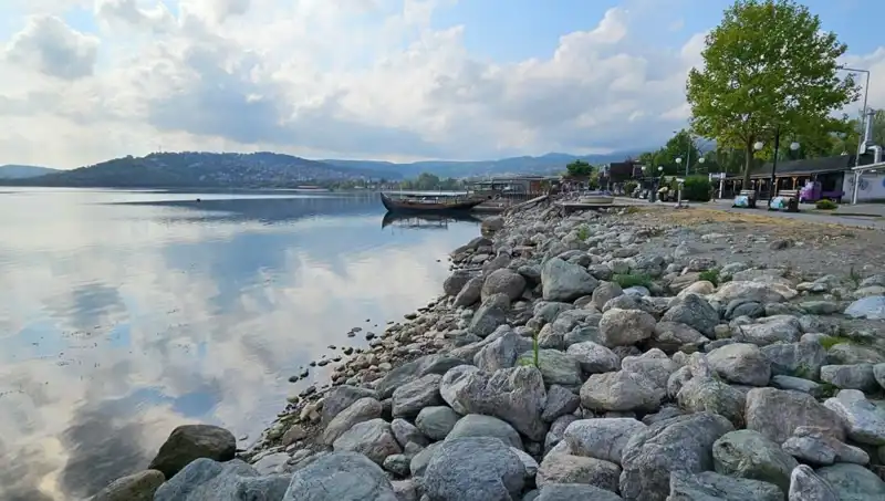 Sapanca Gölü'nde Su Seviyesinin Düşmesi: Çevresel Etkiler ve Çözüm Önerileri