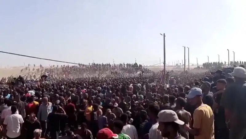İsrail'in Filistinlilere Yönelik Saldırısı: 30 Hayat Kayıp, İnsani Yardım Krizi Başladı
