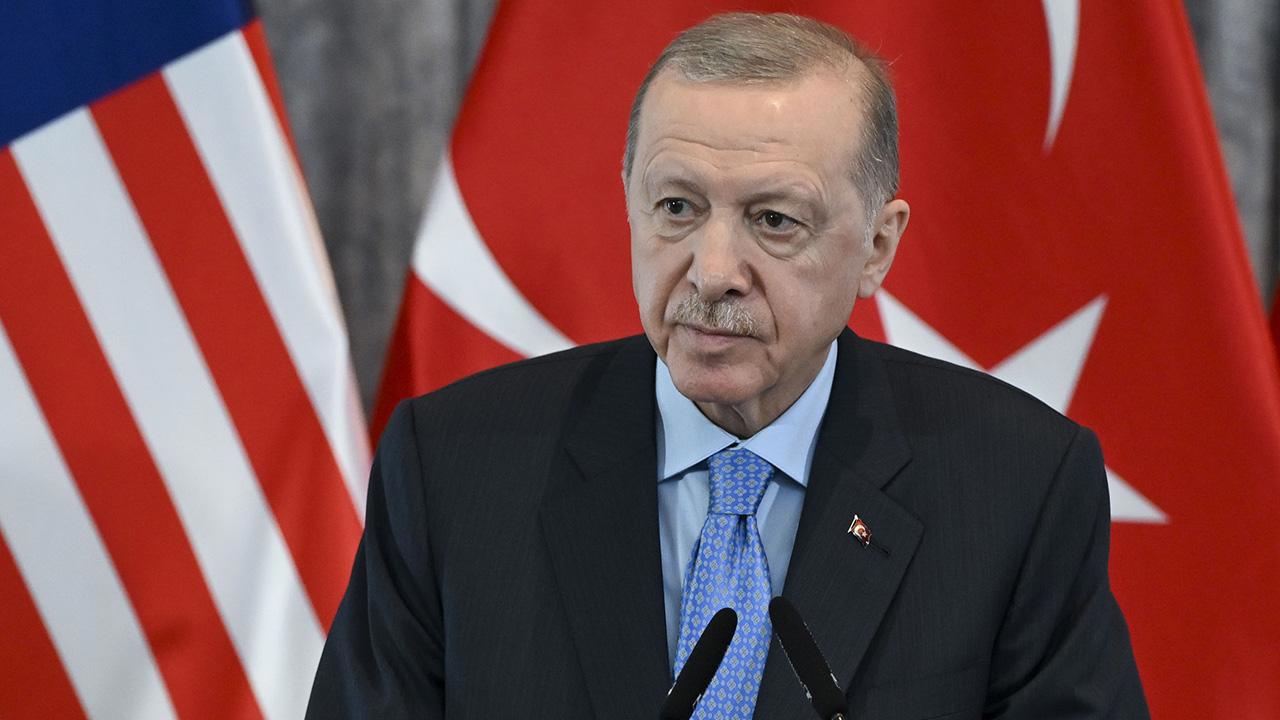 Cumhurbaşkanı Erdoğan’dan İsrail’e çağrı: İşgale son vermeli!