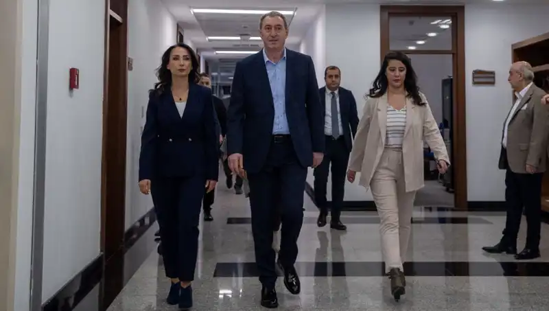 DEM Parti Heyeti Siyasi Parti Turunda: Bugün Hangi Görüşmeler Gerçekleşecek?